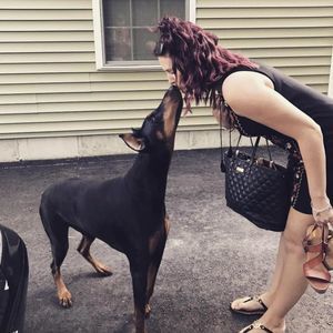 Meet your Posher, Emily